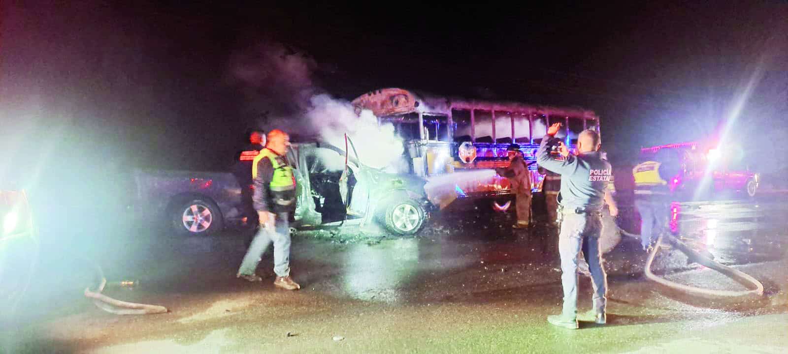 Fallece hombre tras Impactarse con autob&uacute;s