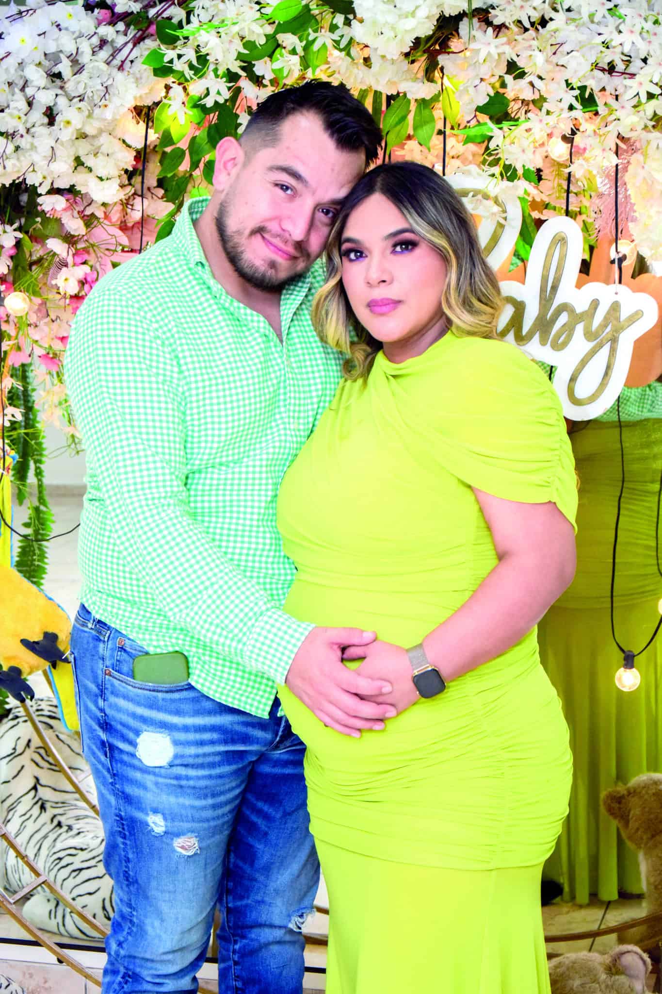 Gabriela Ramos celebra su baby shower en familia
