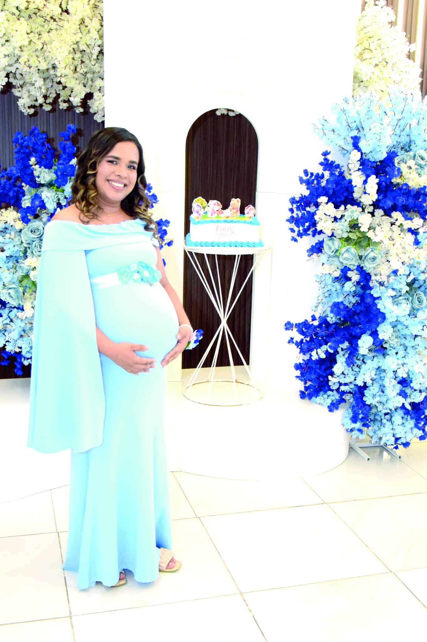 Emotivo baby shower para Glendy Rodr&iacute;guez en honor a su beb&eacute;