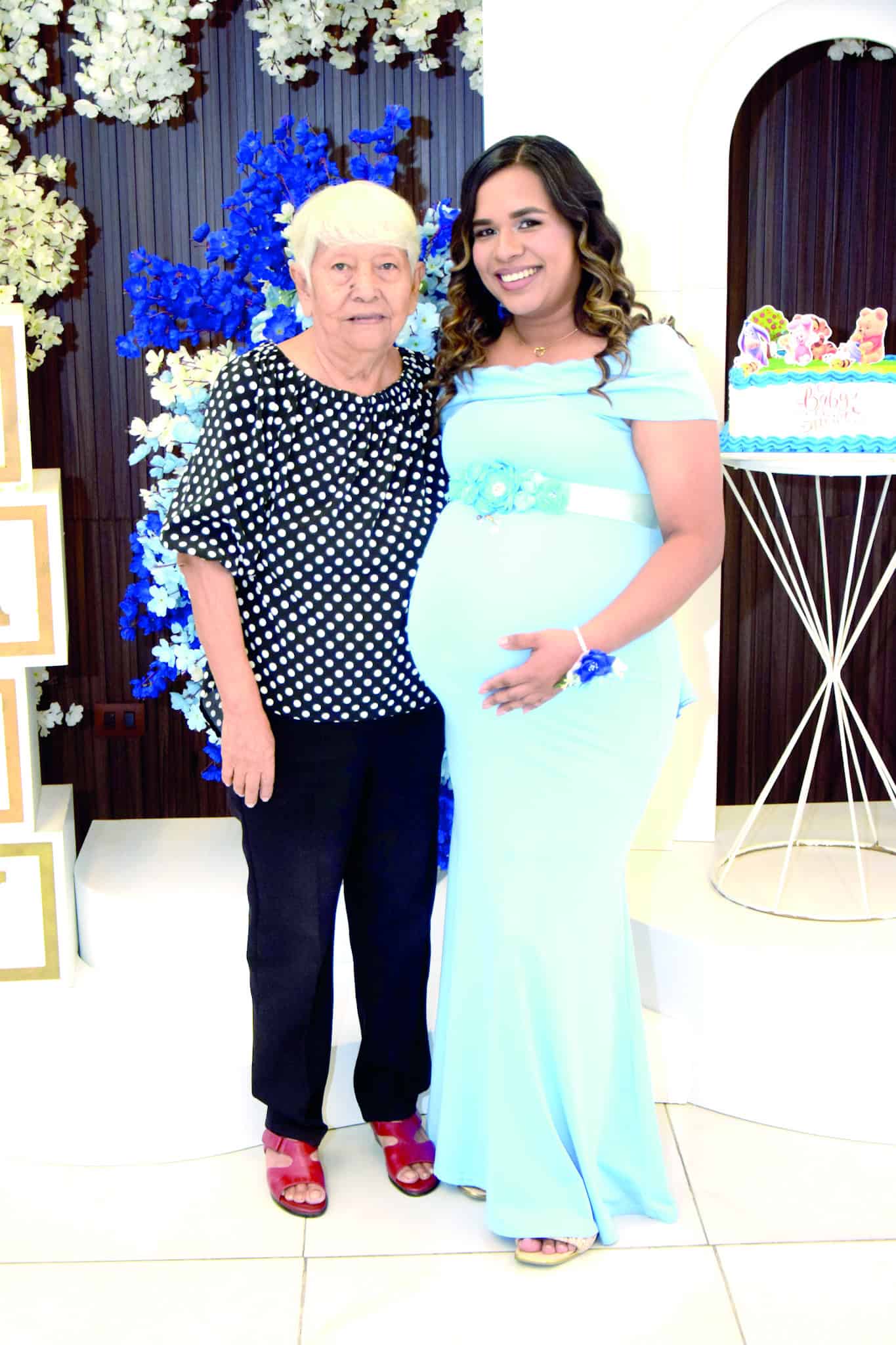 Emotivo baby shower para Glendy Rodr&iacute;guez en honor a su beb&eacute;