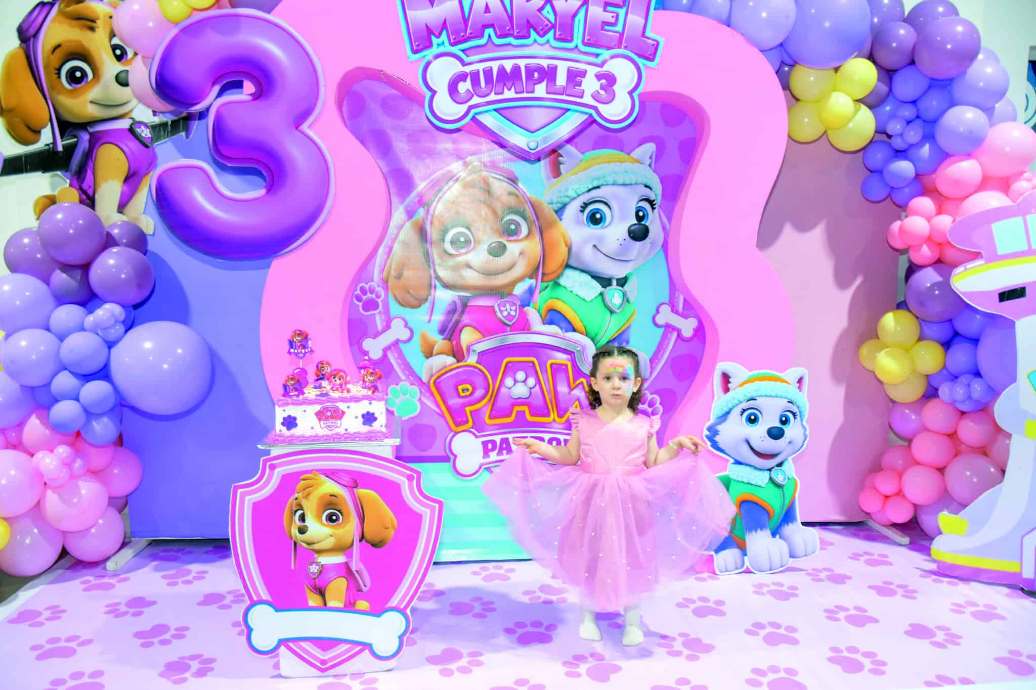 Fiesta de cumplea&ntilde;os de Maryel Saldivar re&uacute;ne a familiares y amigos