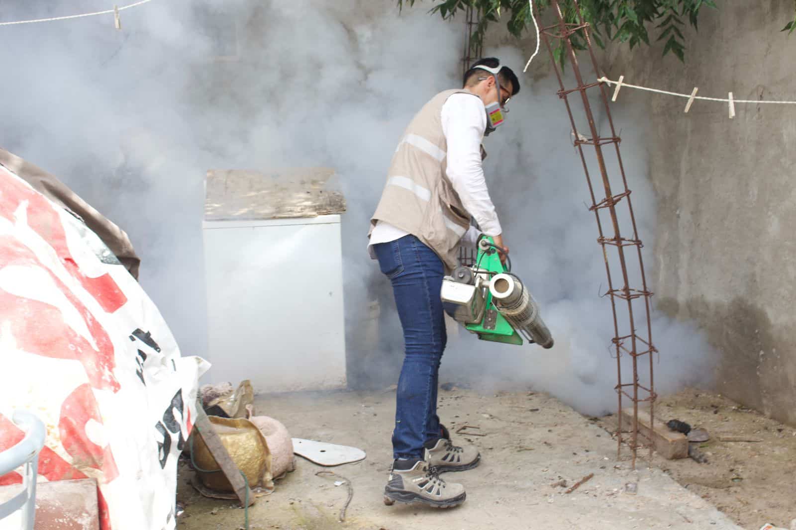 La Jurisdicción Sanitaria 01 mantiene bajo vigilancia cuatro casos probables de dengue en Piedras Negras; los pacientes permanecen en sus domicilios mientras esperan los resultados de laboratorio.
