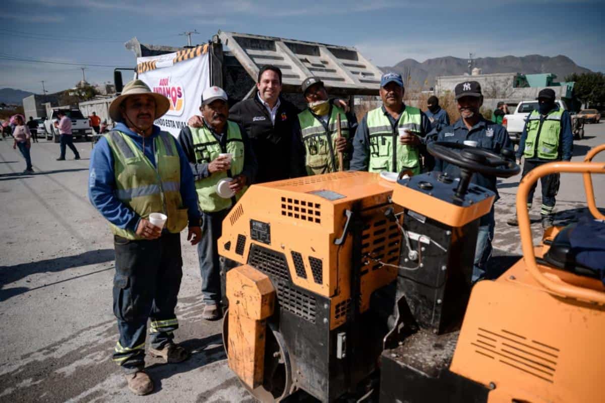Avanzan rehabilitaci&oacute;n de pavimento y bacheo