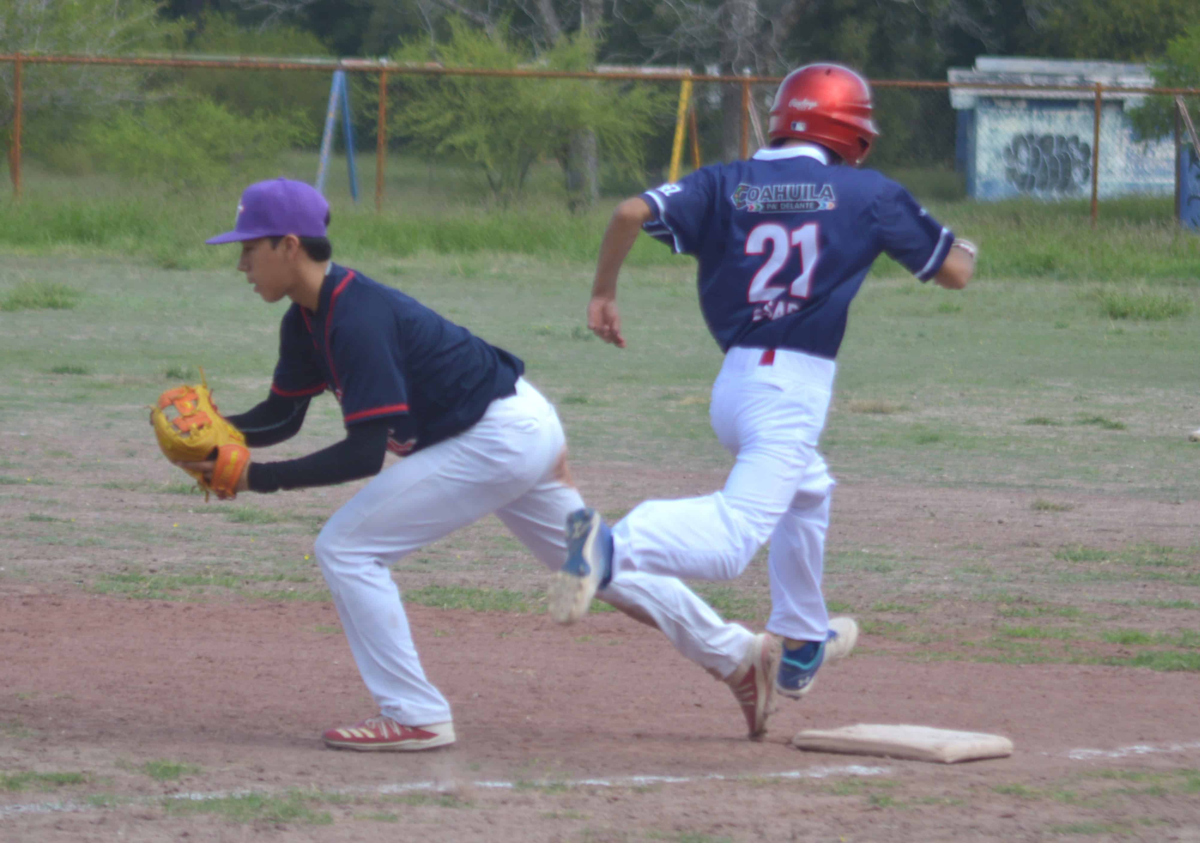 Gigantes vencen 11-1 a Sultanes en Monclova: Nicol&aacute;s Obreg&oacute;n brilla