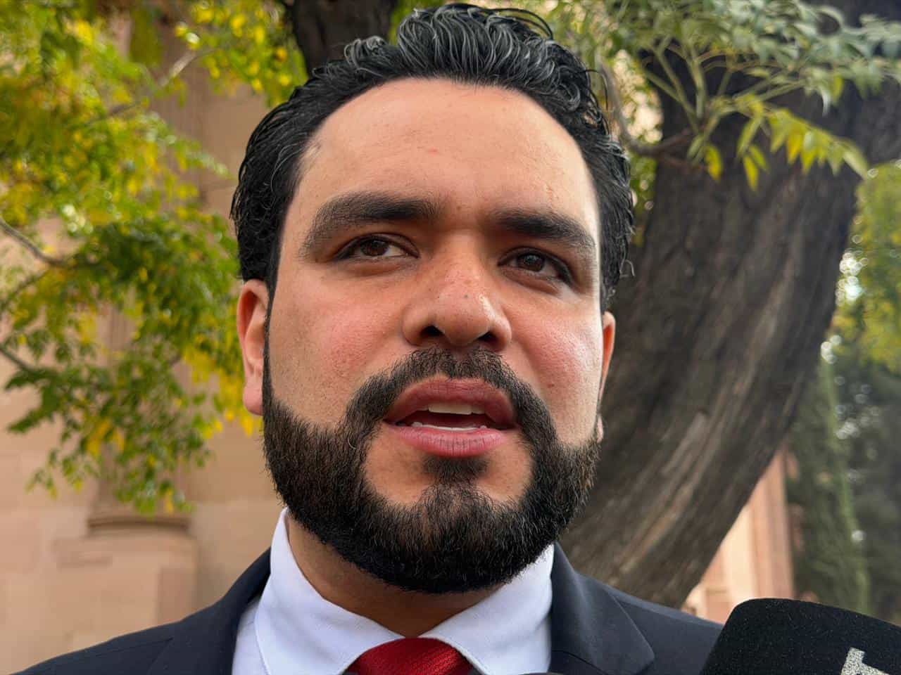 Alberto Hurtado denuncia nepotismo en el servicio p&uacute;blico en Coahuila