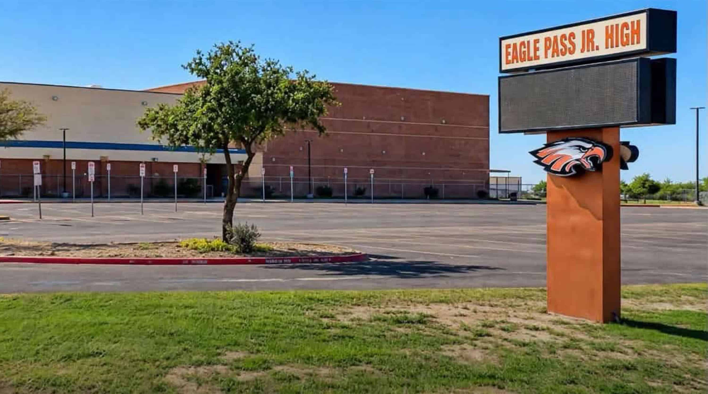Detienen a menor de 14 a&ntilde;os por amenaza escolar en Eagle Pass