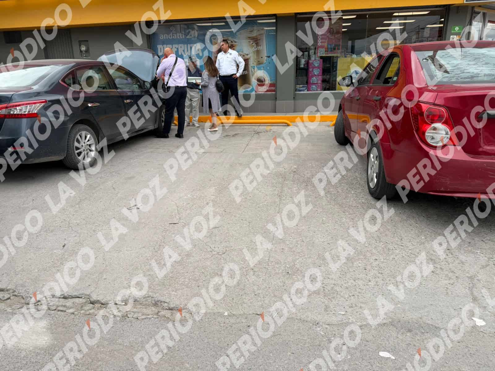 Dos menores resultan heridas en accidente en Monclova Dos menores resultan heridas en accidente en Monclova