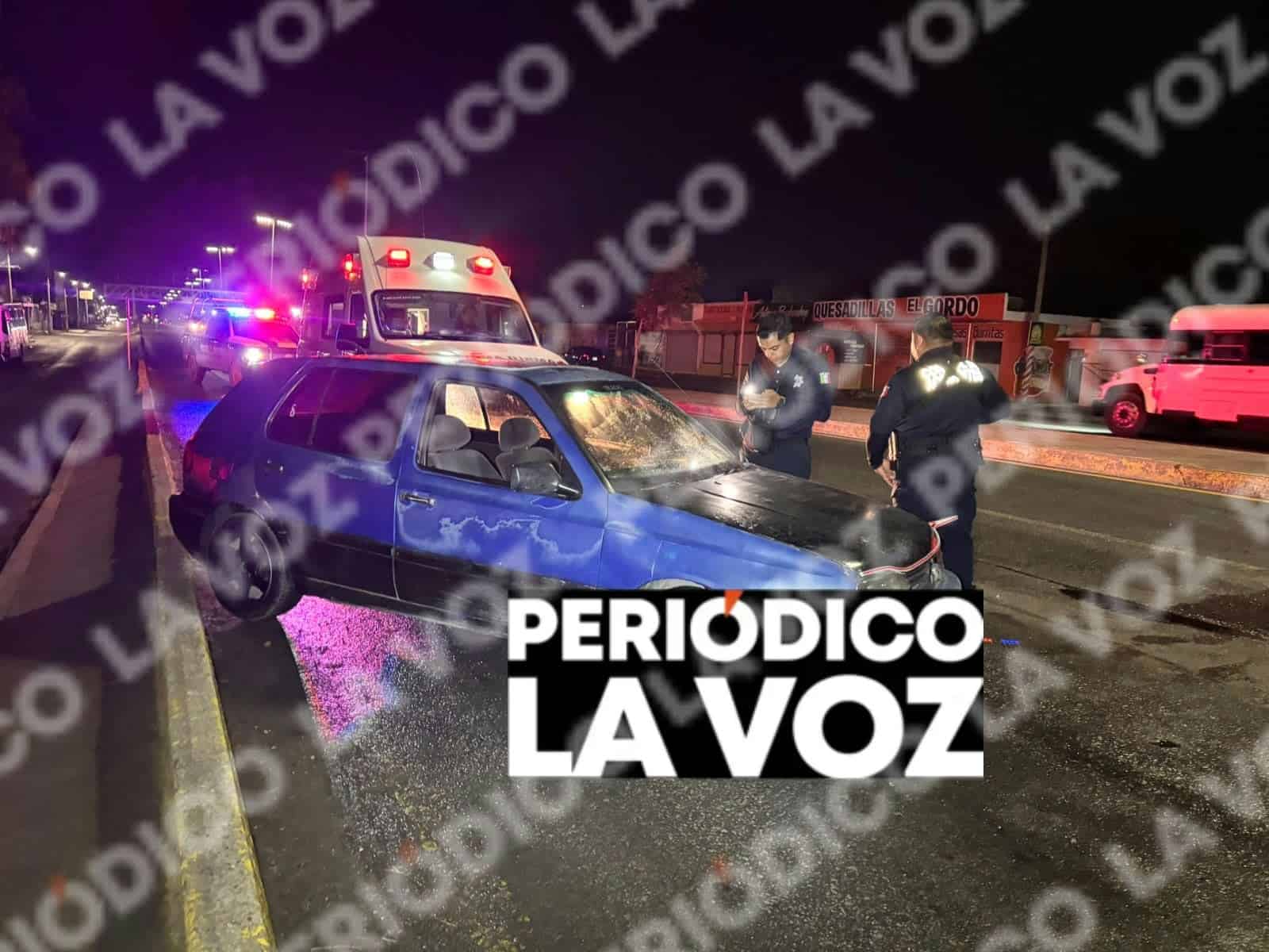Escapa de pelea y acaba chocando contra camell&oacute;n