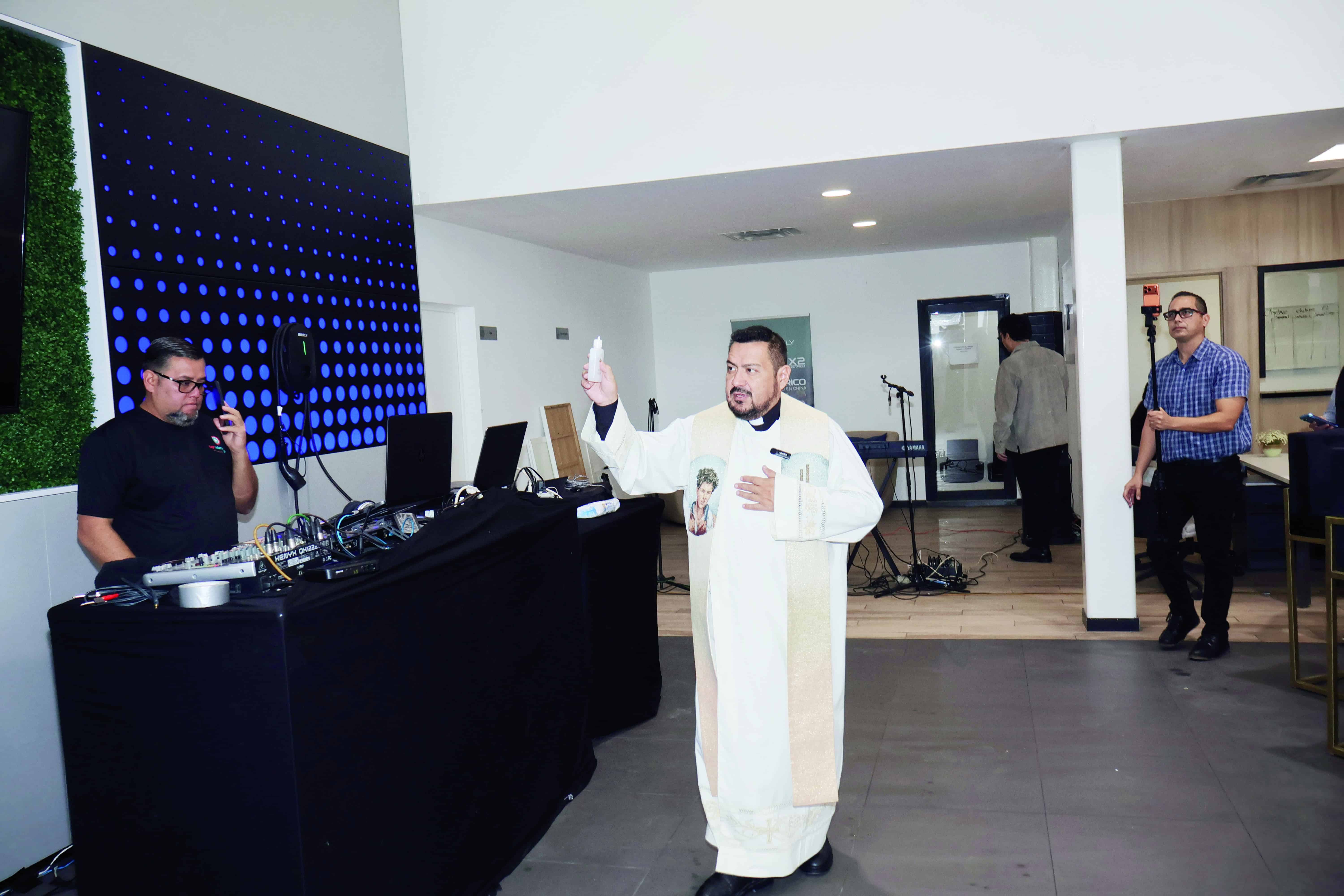Gran inauguraci&oacute;n de Geely Monclova