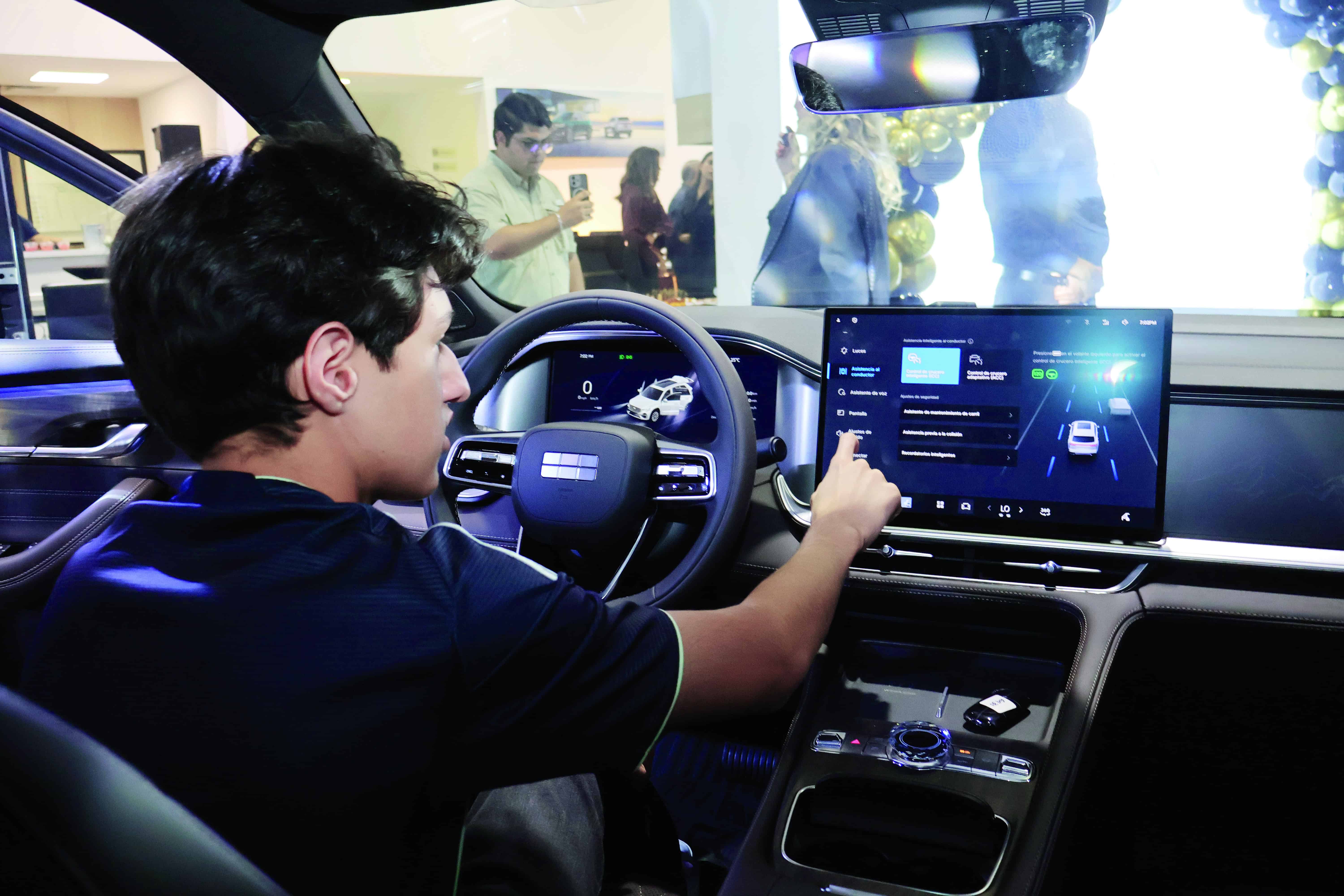 Gran inauguraci&oacute;n de Geely Monclova