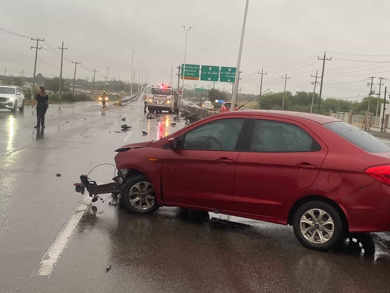 Mujer lesionada en accidente vehicular en Nueva Rosita, Coahuila
